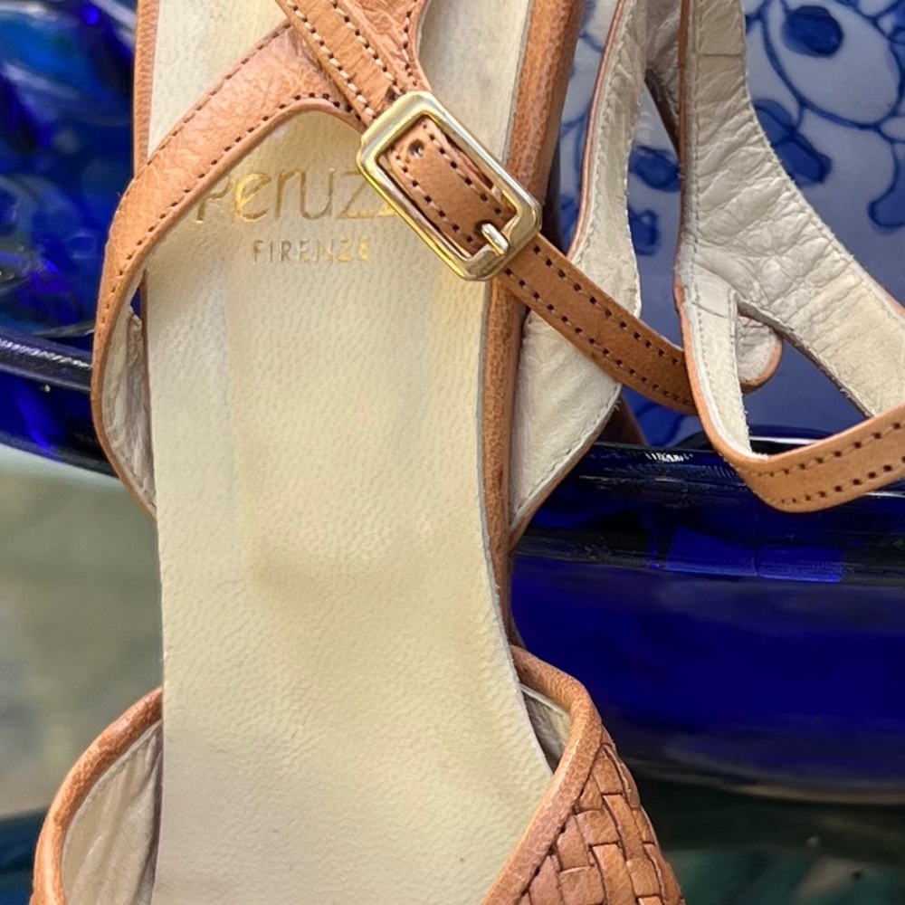 Nice Italian Stiletto sling back